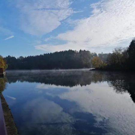 度假居 Belle Vue 马尔梅迪